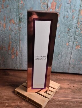 Estee Lauder Sensuous Body Wash - Rose Gold and White Packaging